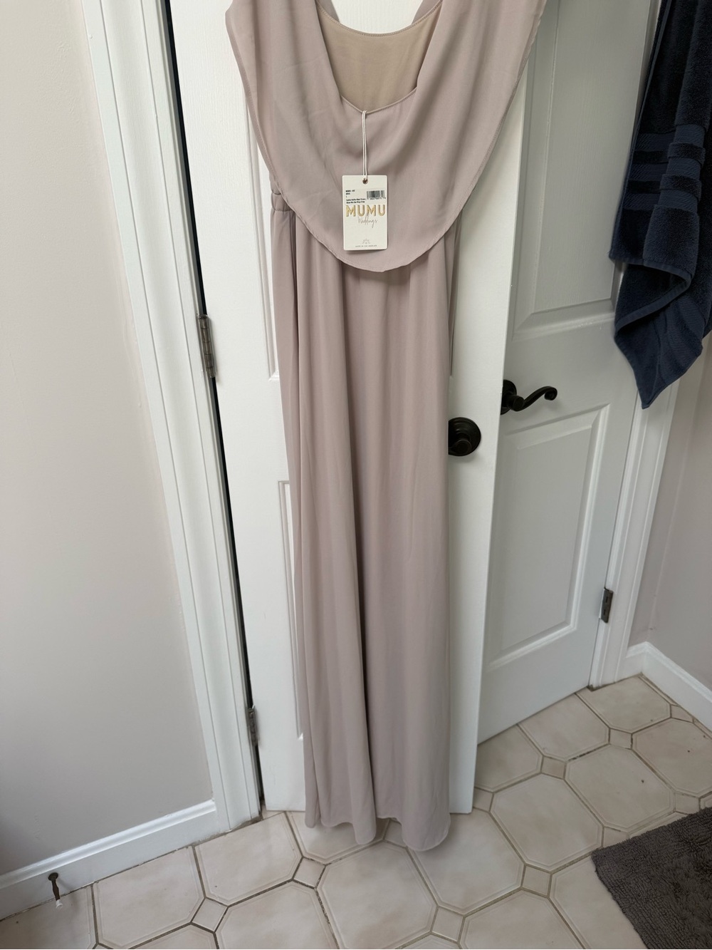Show Me Your MuMu Cold-Shoulder Ruffle Maxi Dress Caitlin Ruffle - Picture 4 of 6